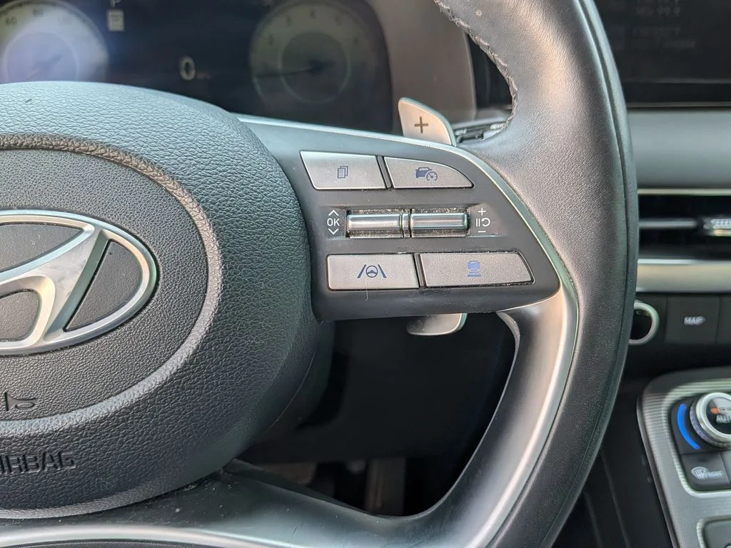 Used 2024 Silver Hyundai Calligraphy image 16