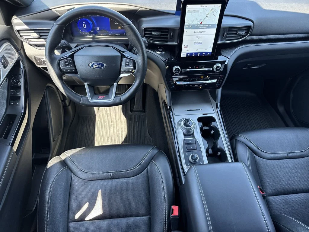 2023 Ford Explorer ST - Photo 24