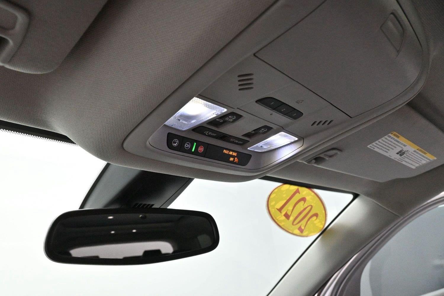 Used 2021 SUMMIT WHITE GMC AT4 image 30