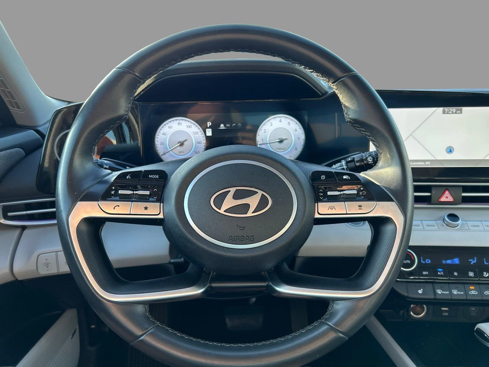Used 2024 Fluid Metal Hyundai Limited image 24