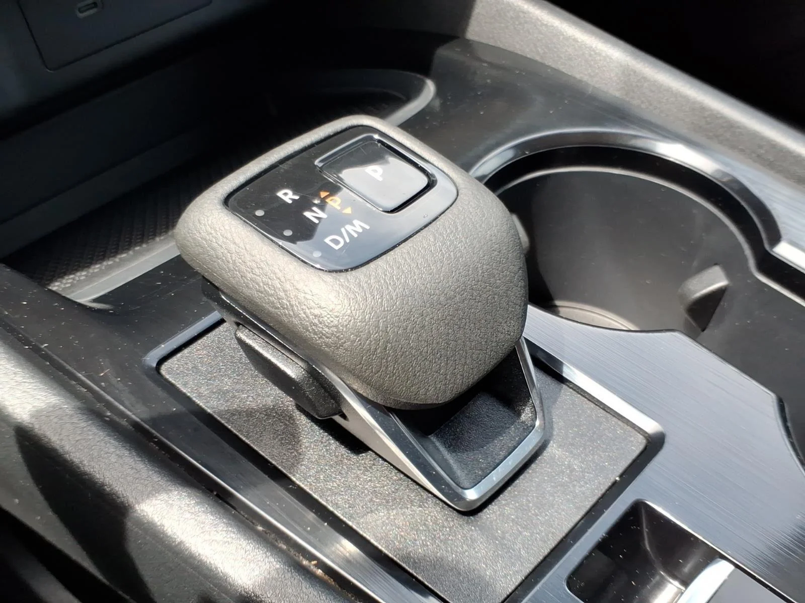 Used 2025 Glacier White Nissan S image 6