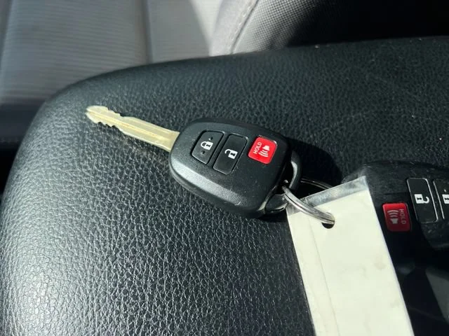 Used 2013 Barcelona Red Metallic Toyota XLE image 29