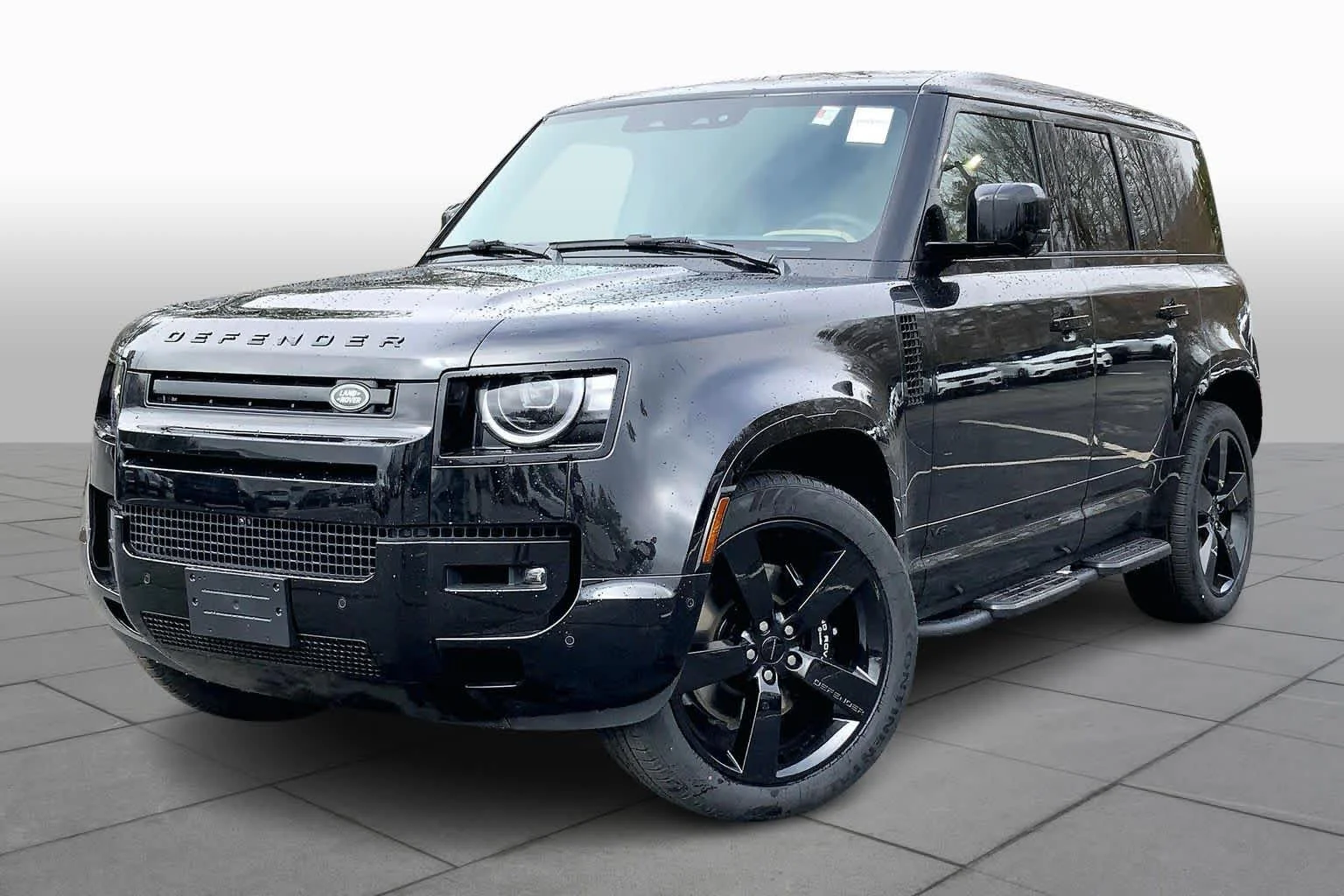 New 2026 Land Rover Defender V8 Sport Utility in Danvers #T2602658