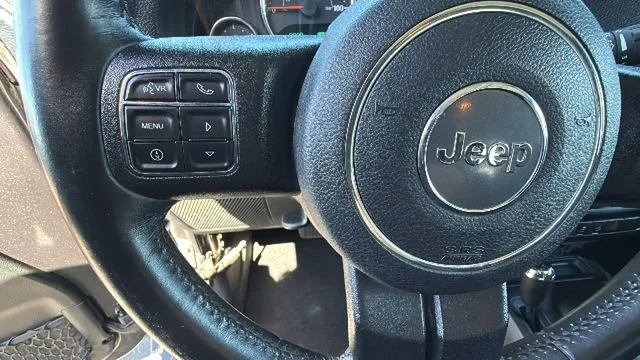 Used 2018 Gray Jeep Sahara 4x4 image 19