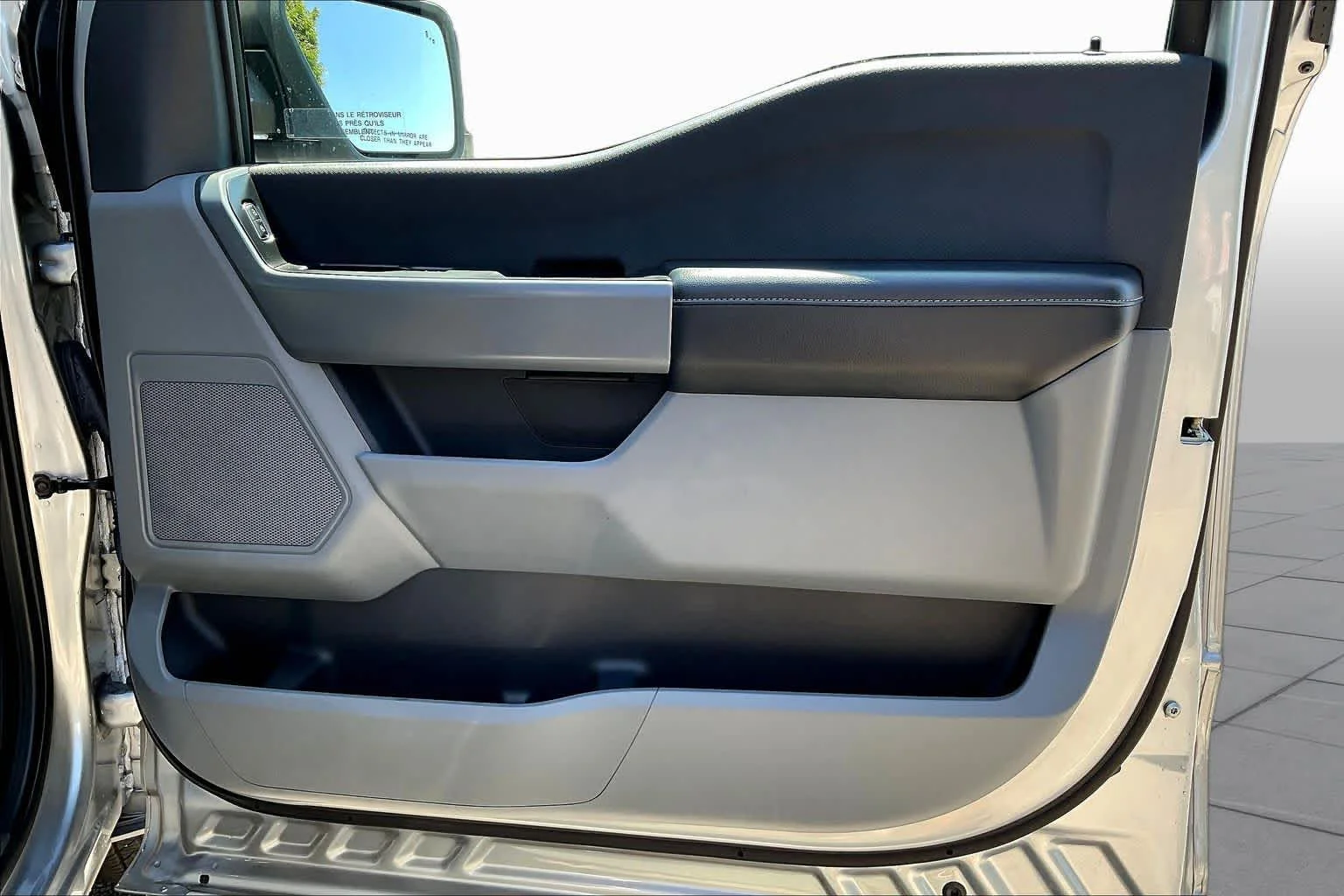 Used 2023 Iconic Silver Metallic Ford XLT image 43