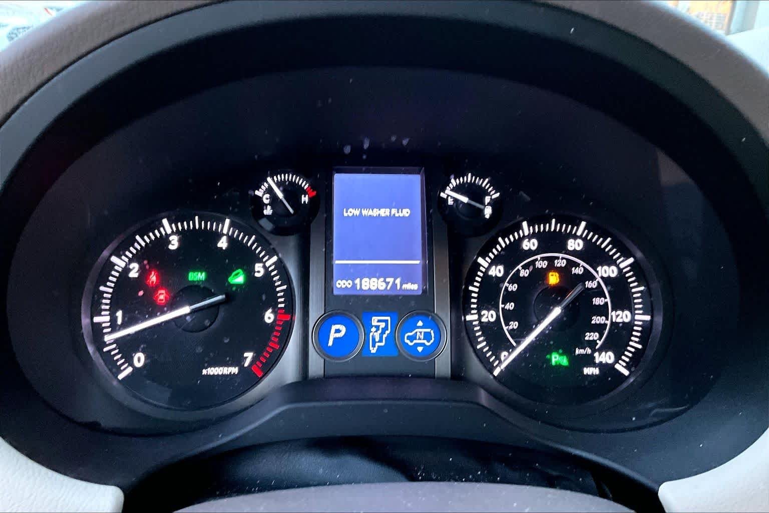Used 2014 Tungsten Pearl Lexus Luxury image 25