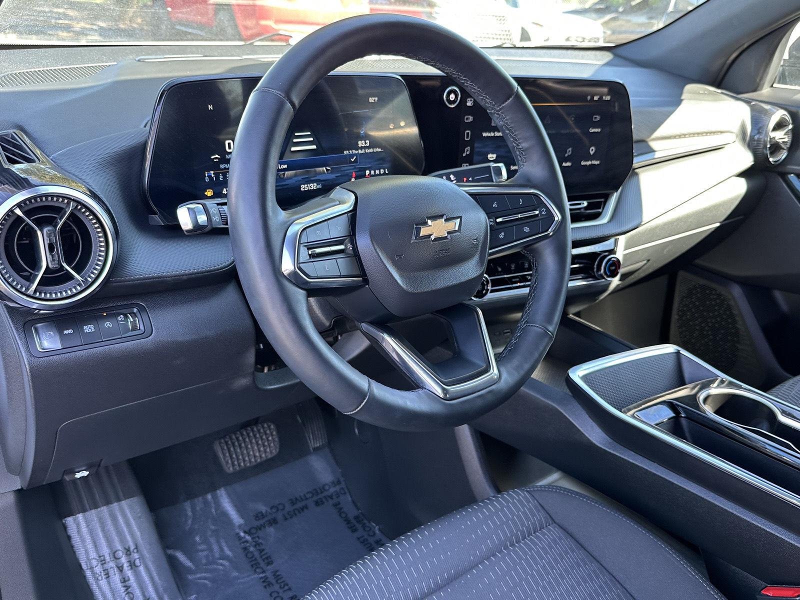 2025 Chevrolet Equinox LT - Photo 27