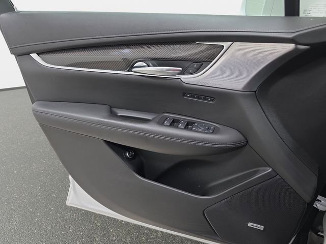 Used 2020 White Cadillac Sport image 25