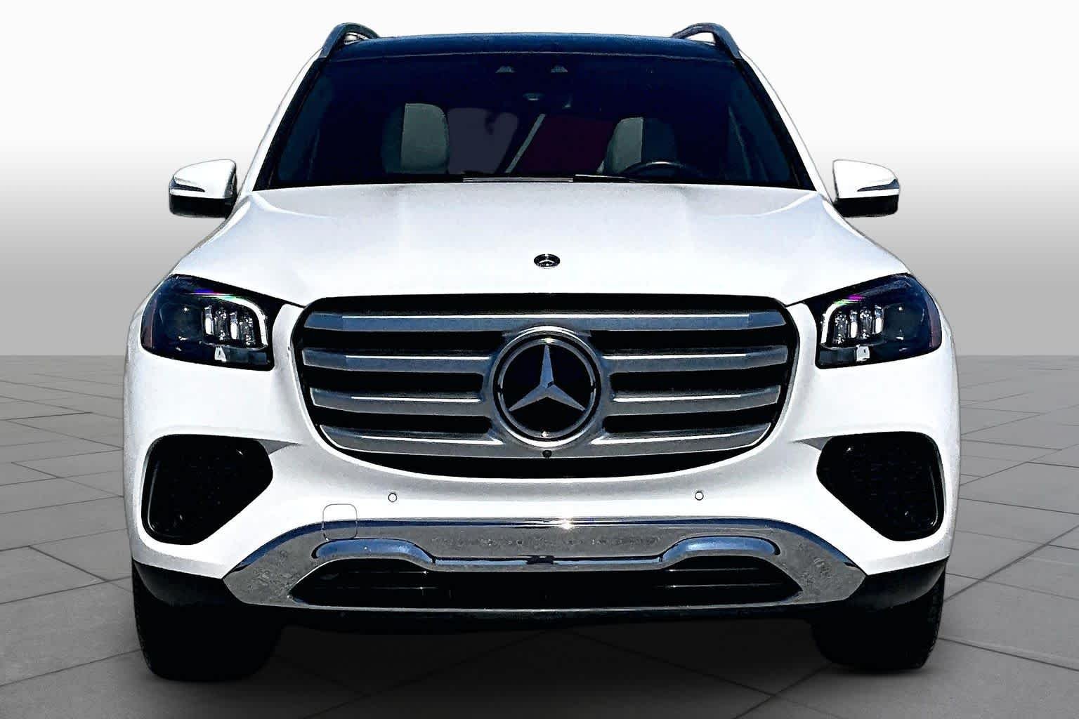 Used 2025 Polar White Mercedes-Benz GLS 450 image 4
