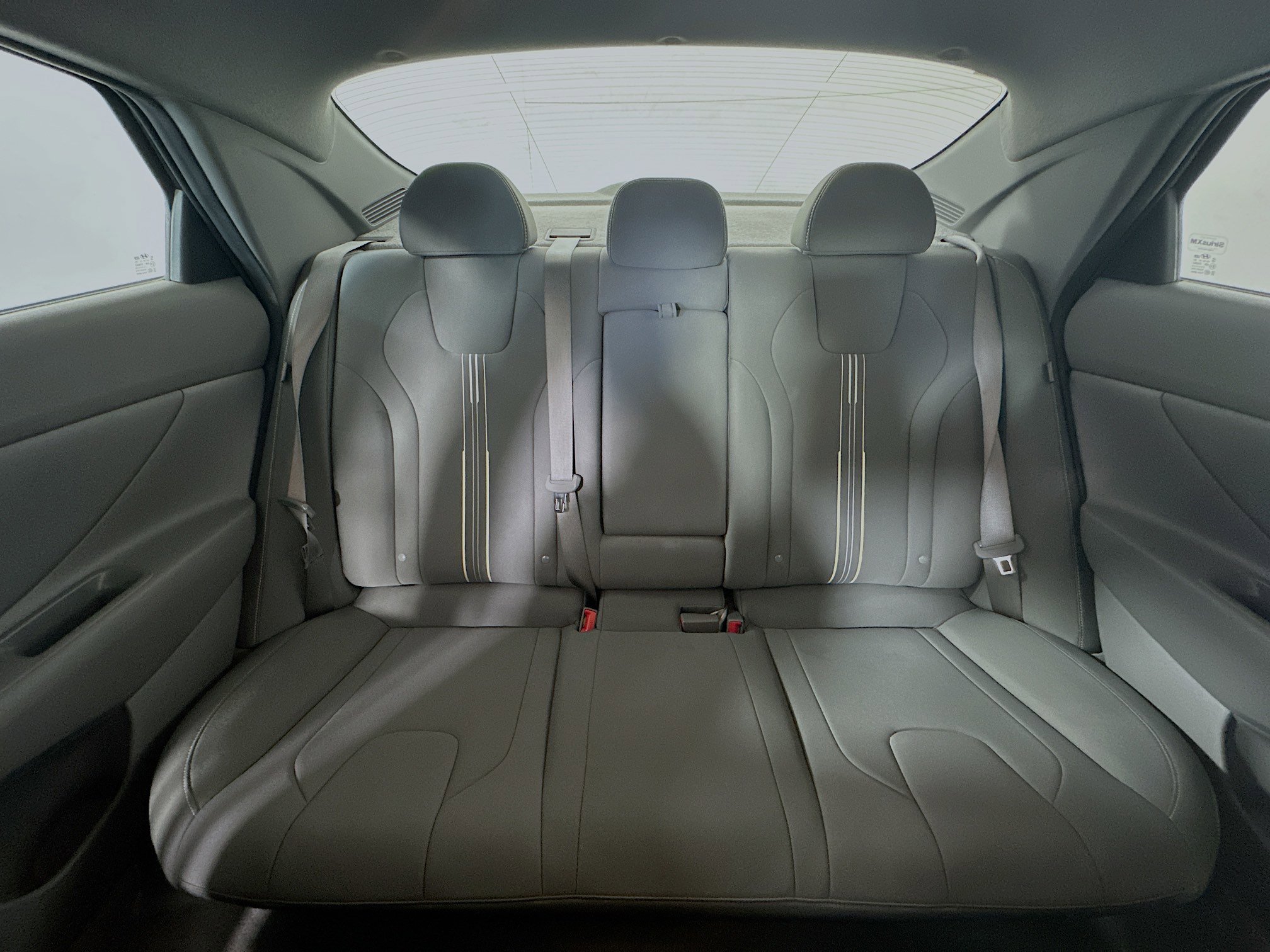 Used 2025 Abyss Black Hyundai SEL Convenience image 30
