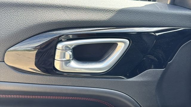 Certified Used 2025 White Jeep Trailhawk image 22