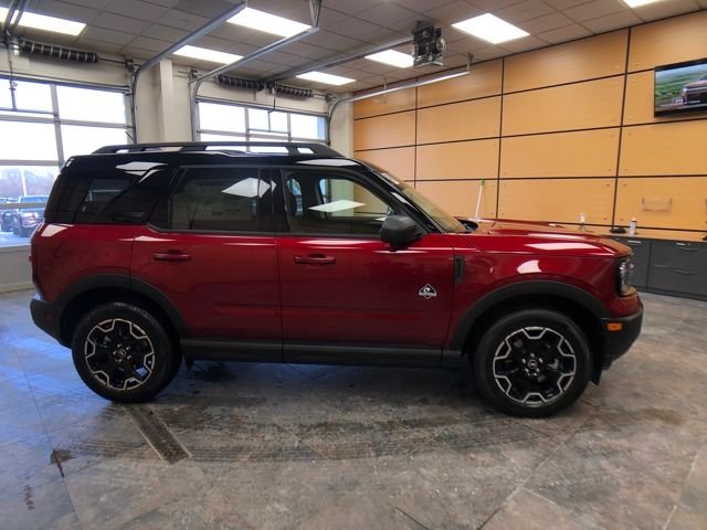 New 2025 Ruby Red Metallic Tinted Clearcoat Ford Outer Banks® image 8