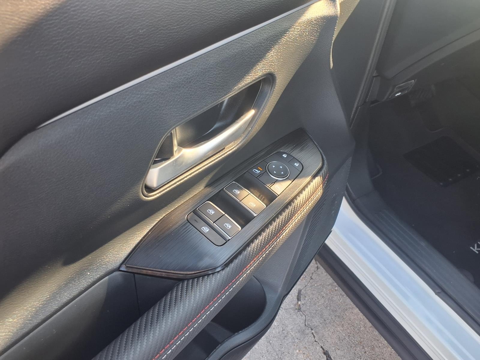 2026 Nissan Kicks photo 18 of 28