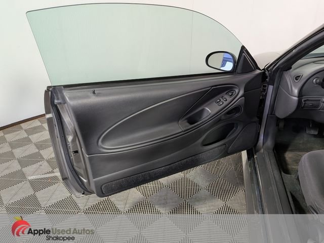 Used 2002  Ford V6 image 9