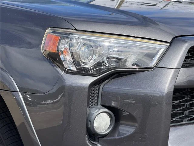 Used 2018 Gray Toyota SR5 Premium image 7