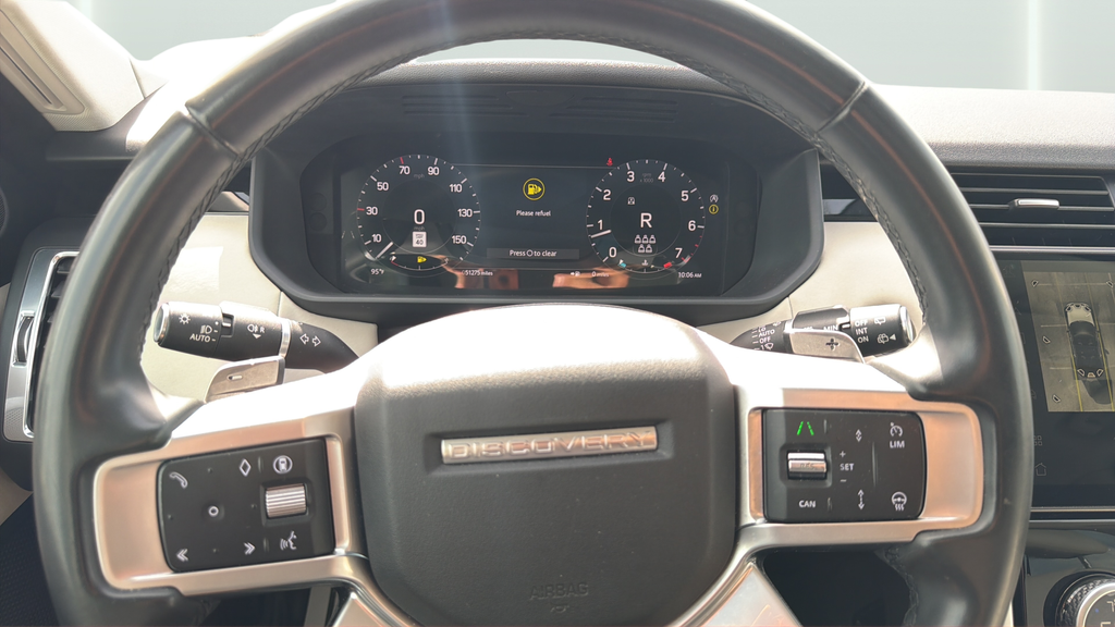 Used 2024 Blue Land Rover S image 25