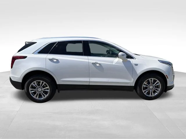 Used 2021 White Cadillac Premium Luxury image 8