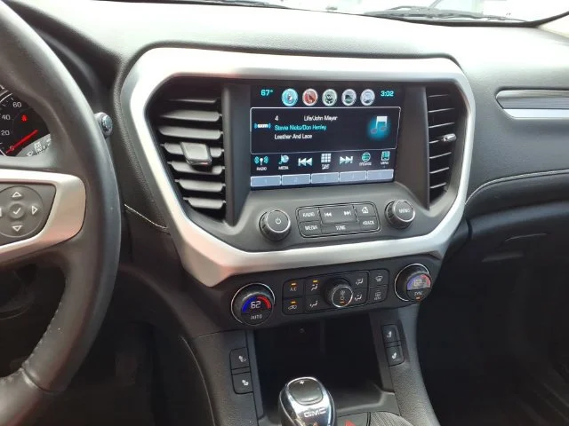 2018 GMC Acadia SLT-1 - Photo 10