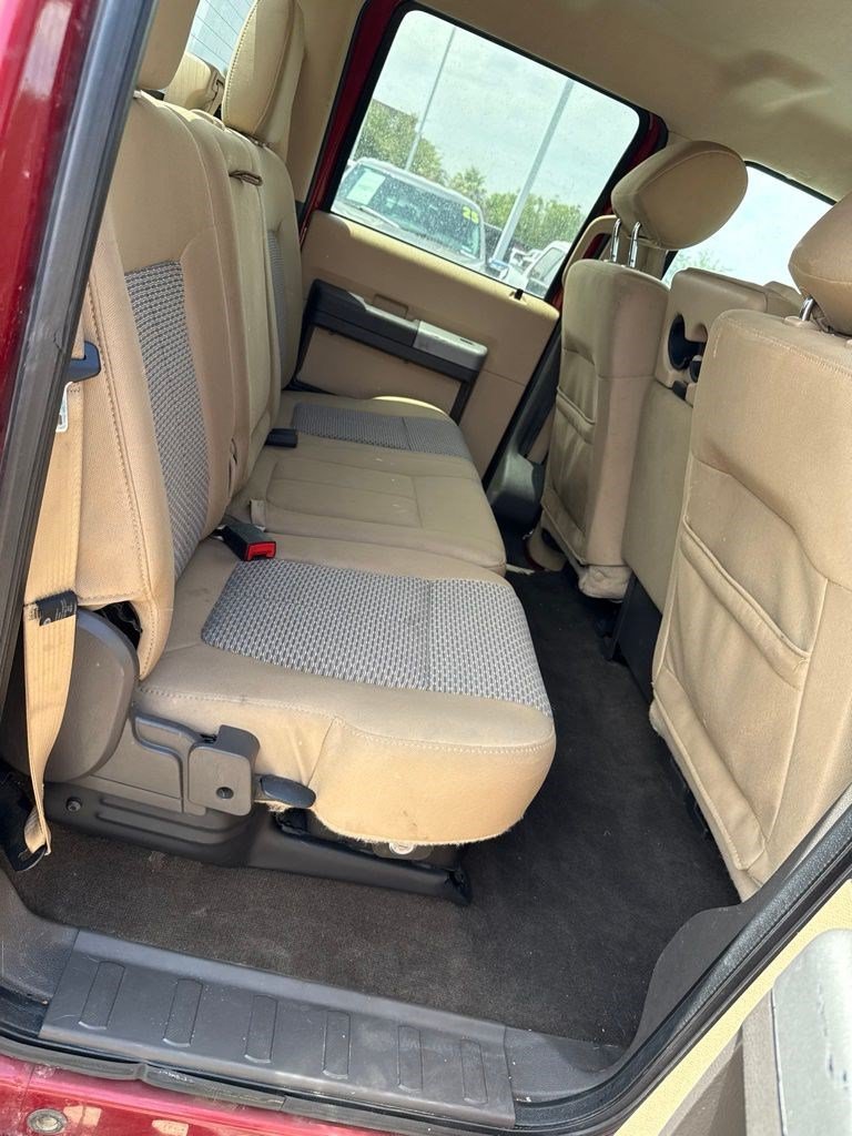 Used 2016 Ruby Red Metallic Ford XLT image 3