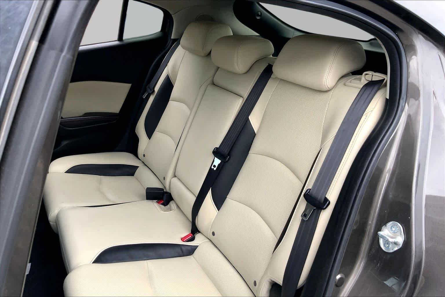 Used 2015 Titanium Flash Mica Mazda s Grand Touring image 18