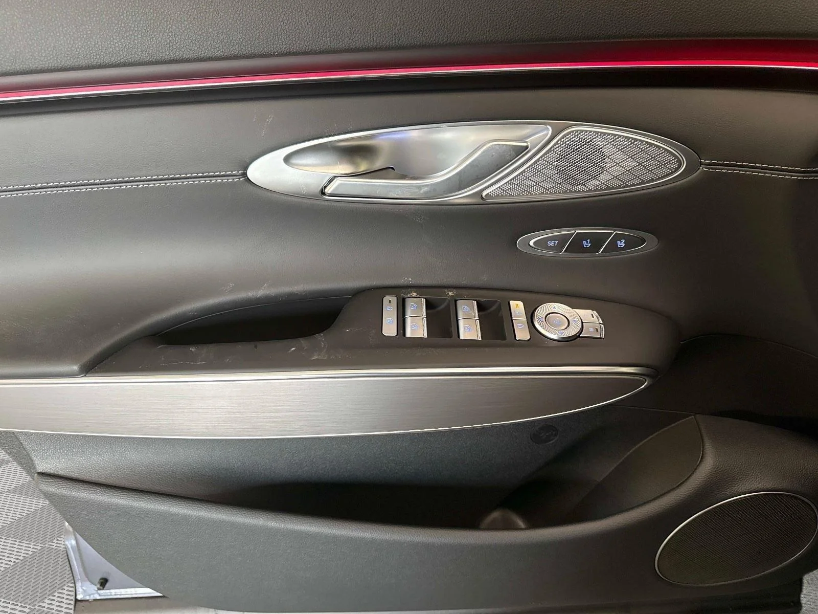 New 2026 Ceres Blue Genesis 2.5T Select image 18