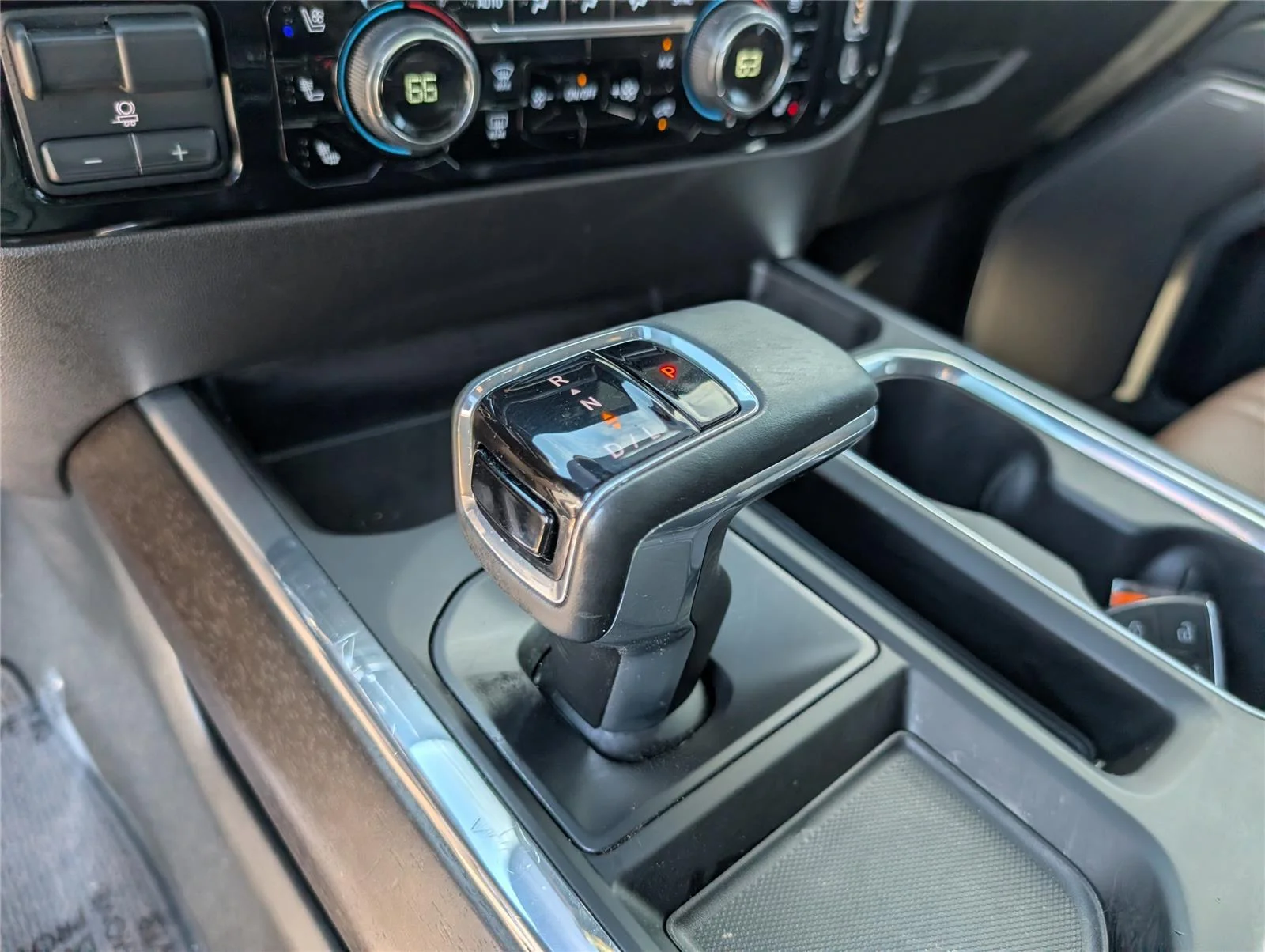 Used 2025 Black Chevrolet High Country image 21