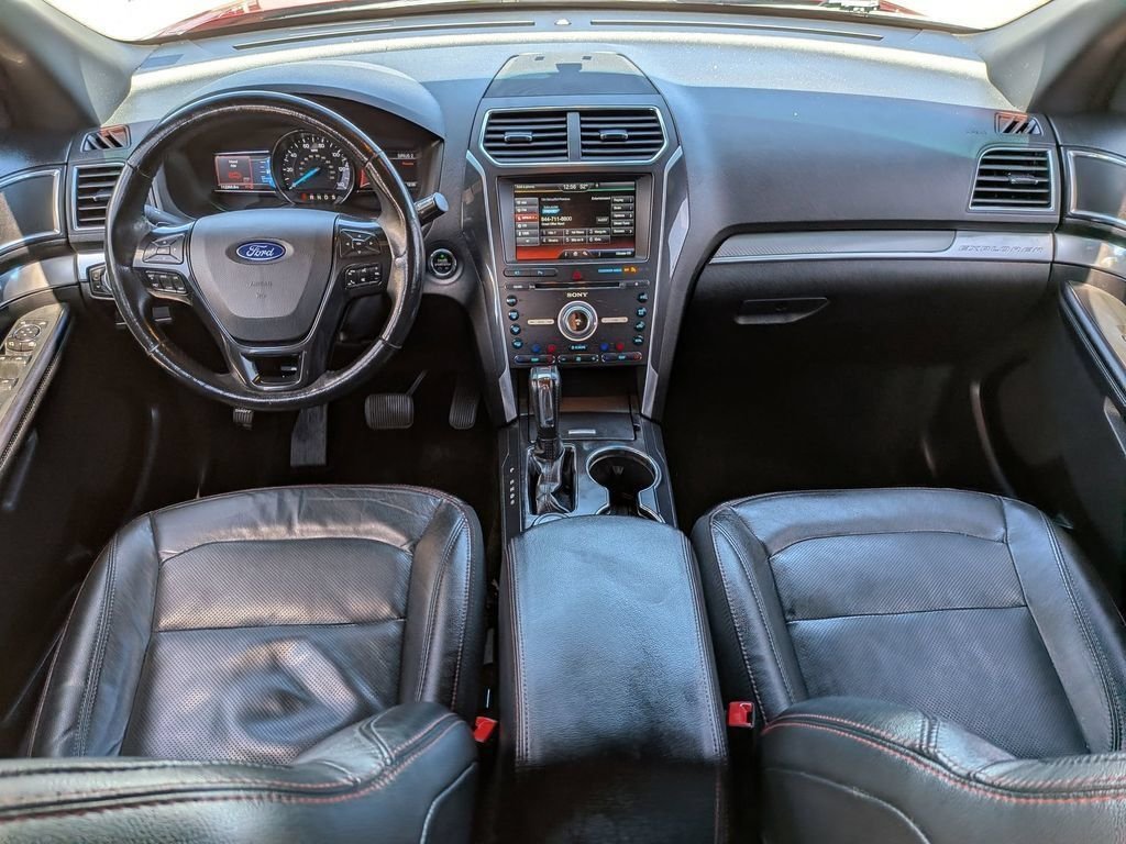 Used 2016 Red Ford Sport image 4