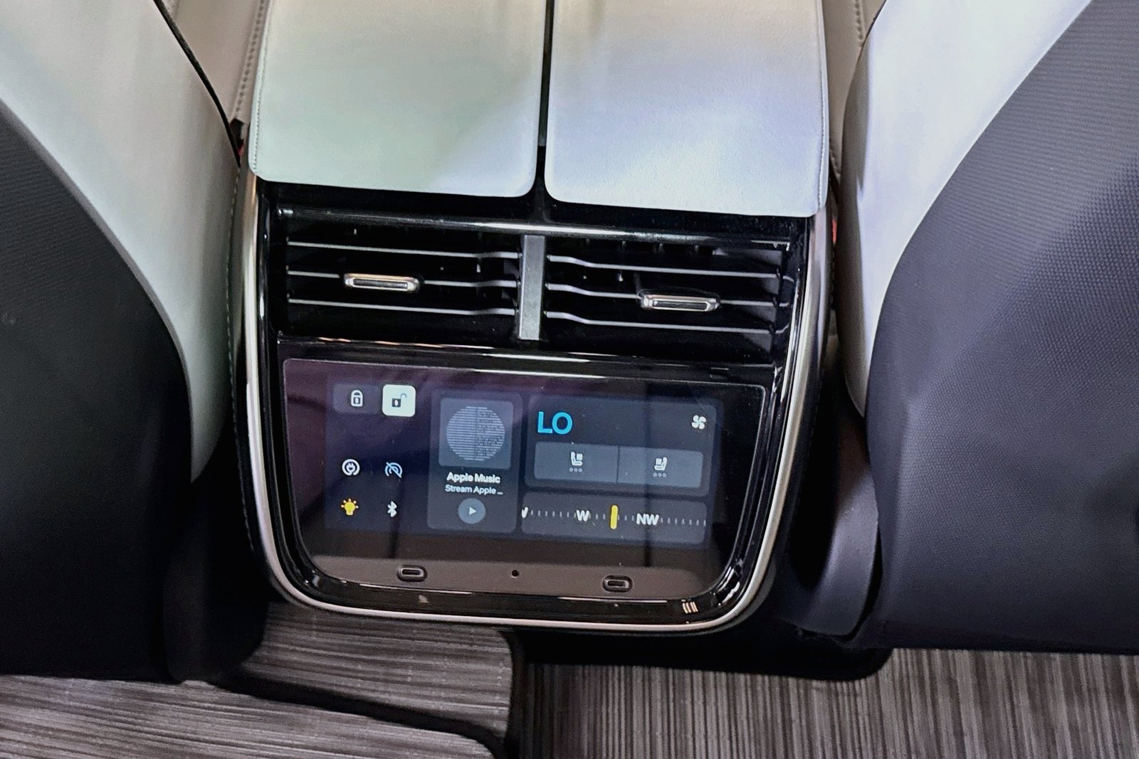 Used 2022 Rivian Blue Rivian Adventure Package image 21