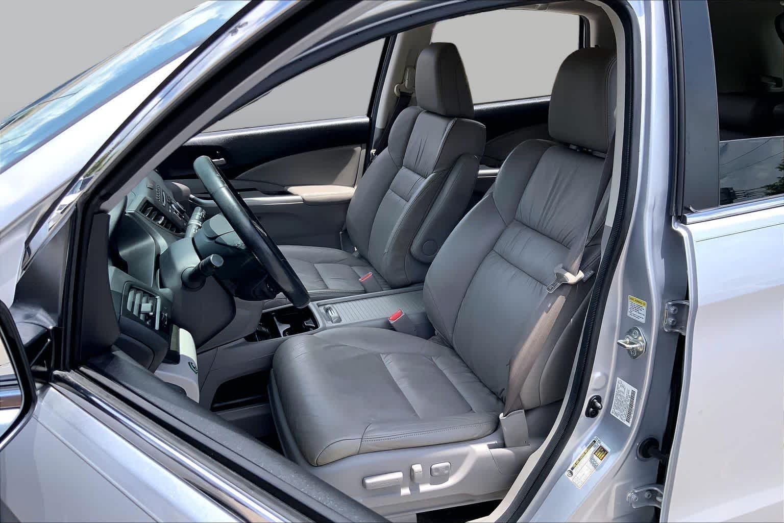 Used 2014 Alabaster Silver Metallic Honda EX-L image 8
