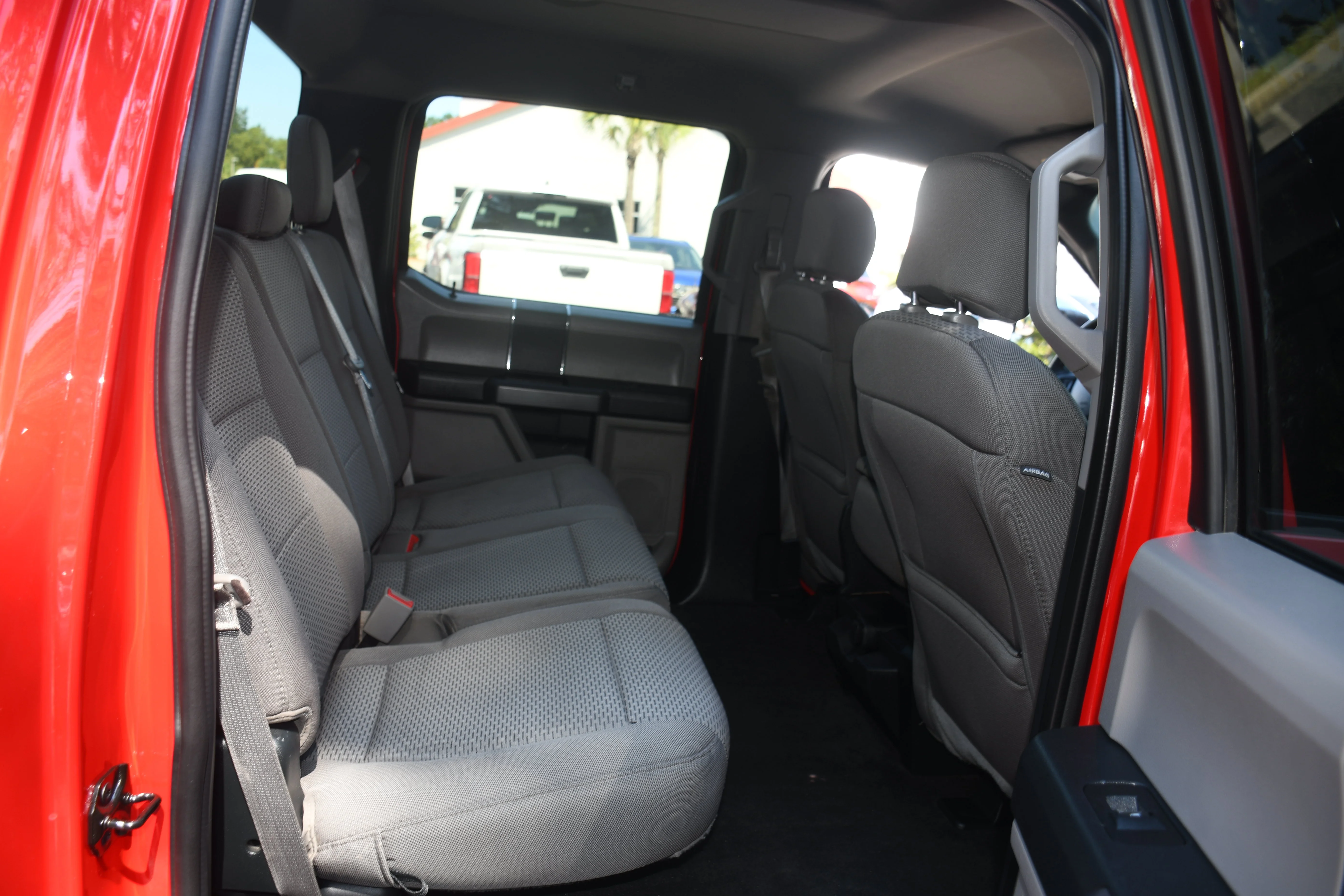 Used 2020 Red Ford XLT image 17