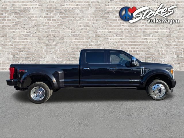 Used 2019 Black Ford Platinum image 2