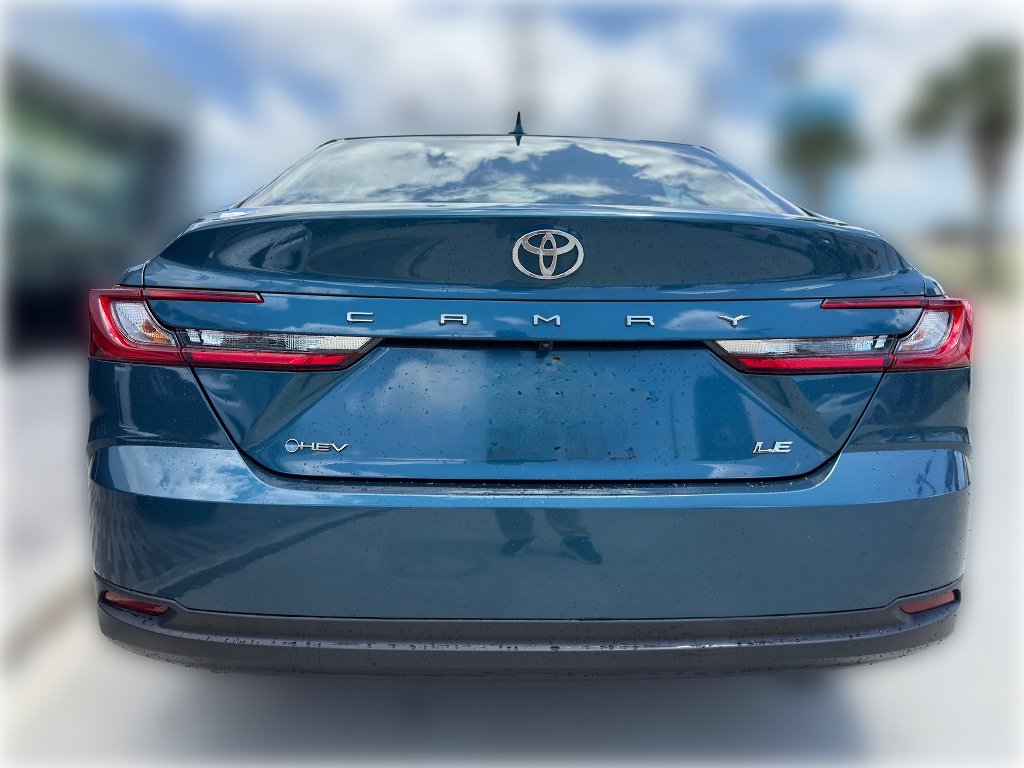 Used 2025 Ocean Gem Toyota LE image 7