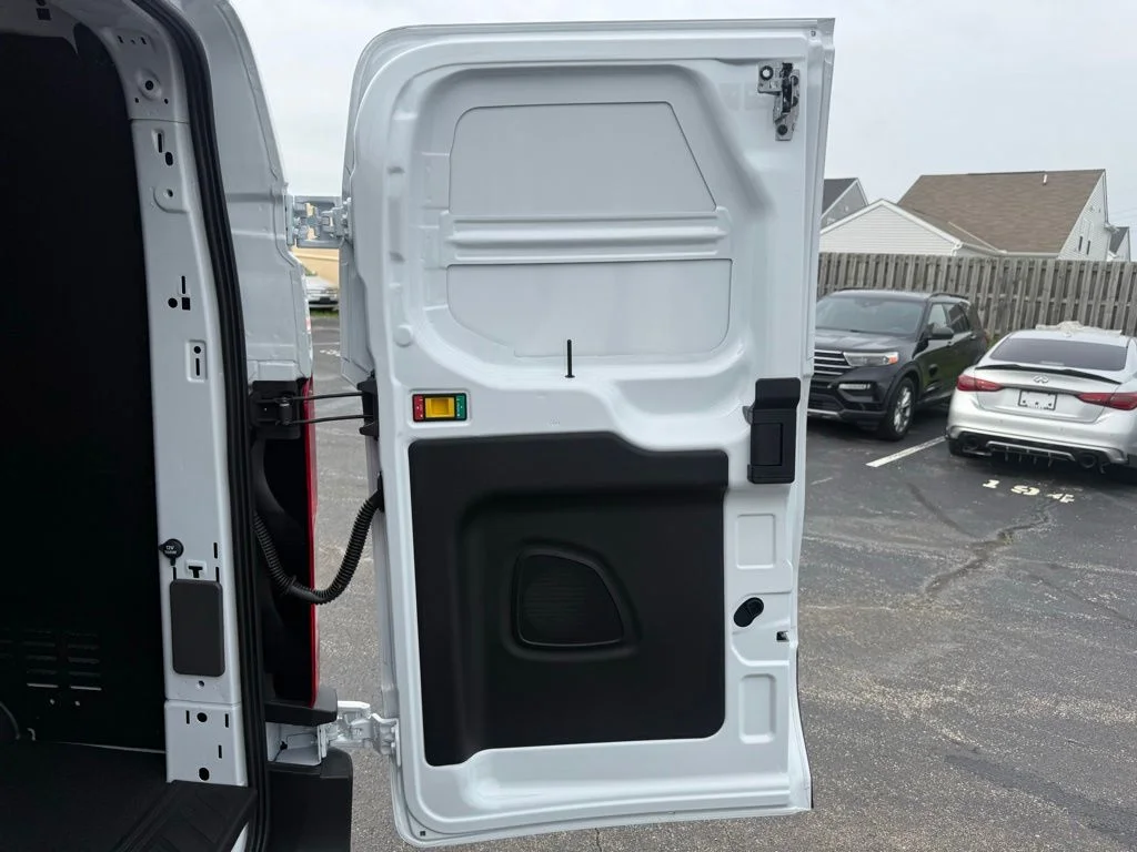 New 2026 Oxford White Ford Cargo Van image 39