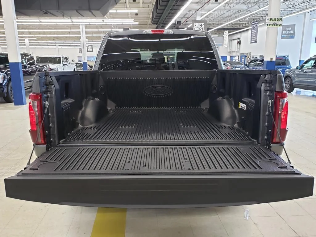 New 2026 Carbonized Gray Metallic Ford XLT image 9