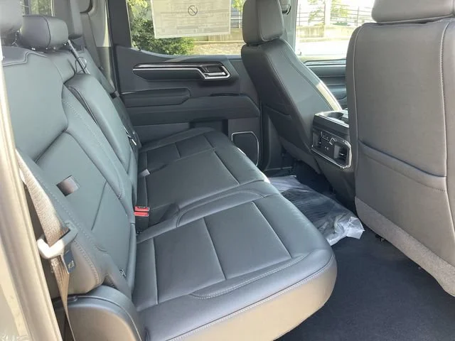 2026 Chevrolet Silverado 1500 LTZ - Photo 15