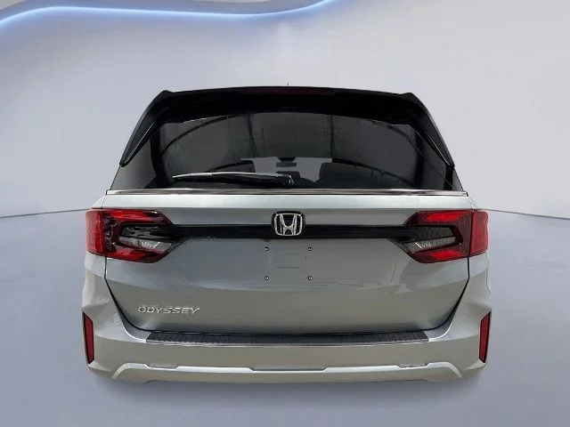 New 2026 Solar Silver Metallic Honda EX image 4