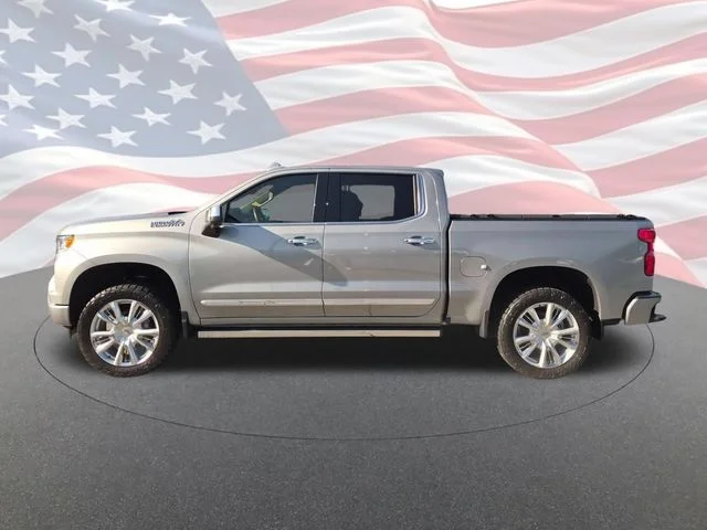 Used 2026 Gray Chevrolet High Country image 6