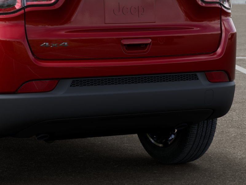New 2026 Red Hot Pearl-Coat Exterior Paint Jeep Latitude image 42