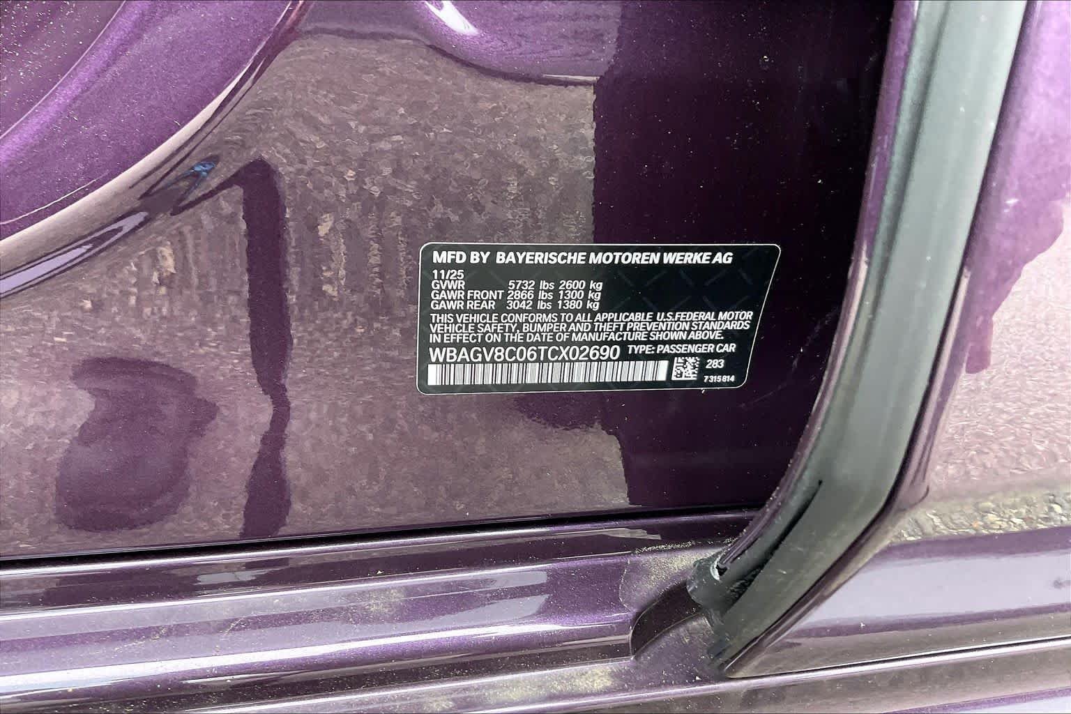 New 2026 Daytona Violet Metallic BMW M850i image 19