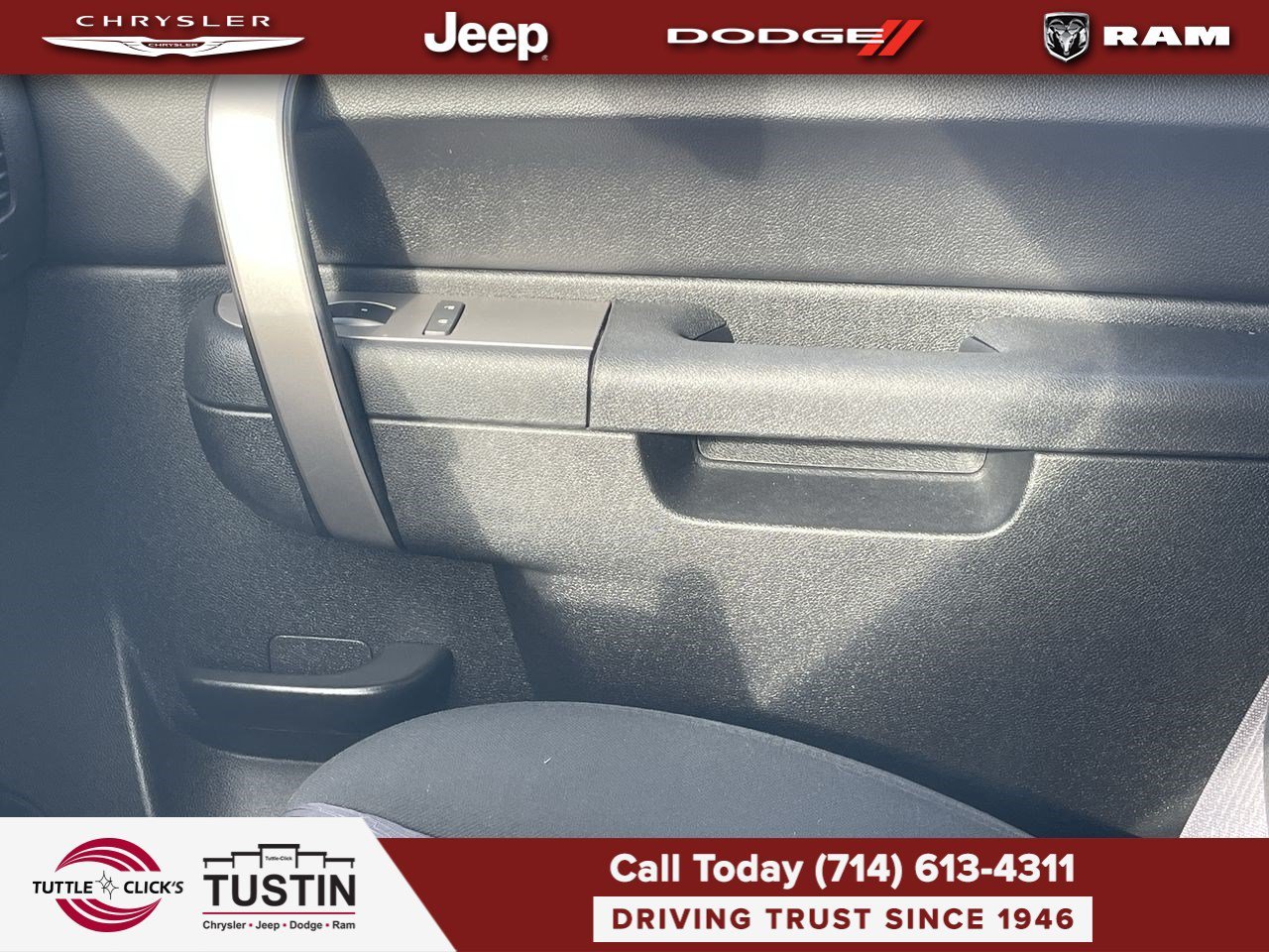 Used 2011 Stealth Gray Metallic GMC SLE image 32