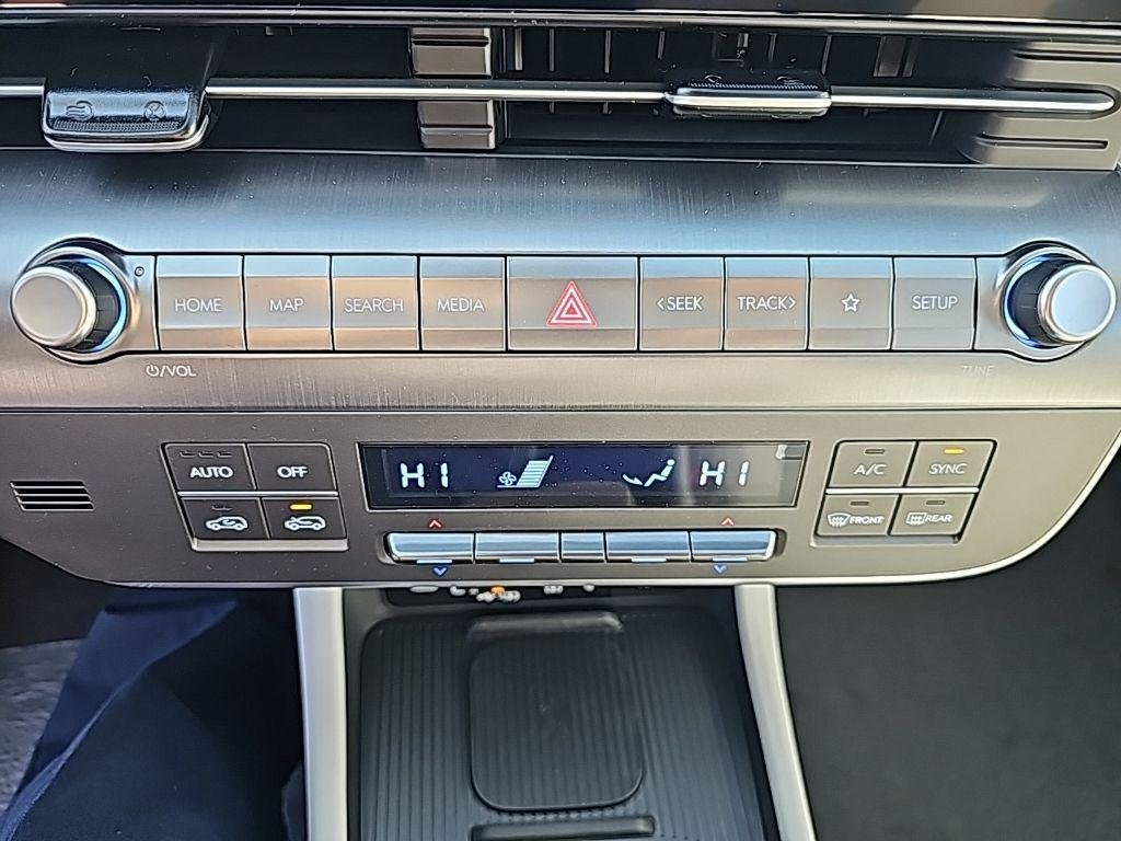 New 2026 Black Hyundai SEL Sport AWD image 18