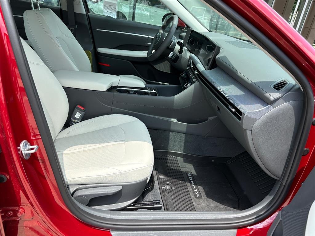 New 2026 Ultimate Red Hyundai SEL Sport image 12