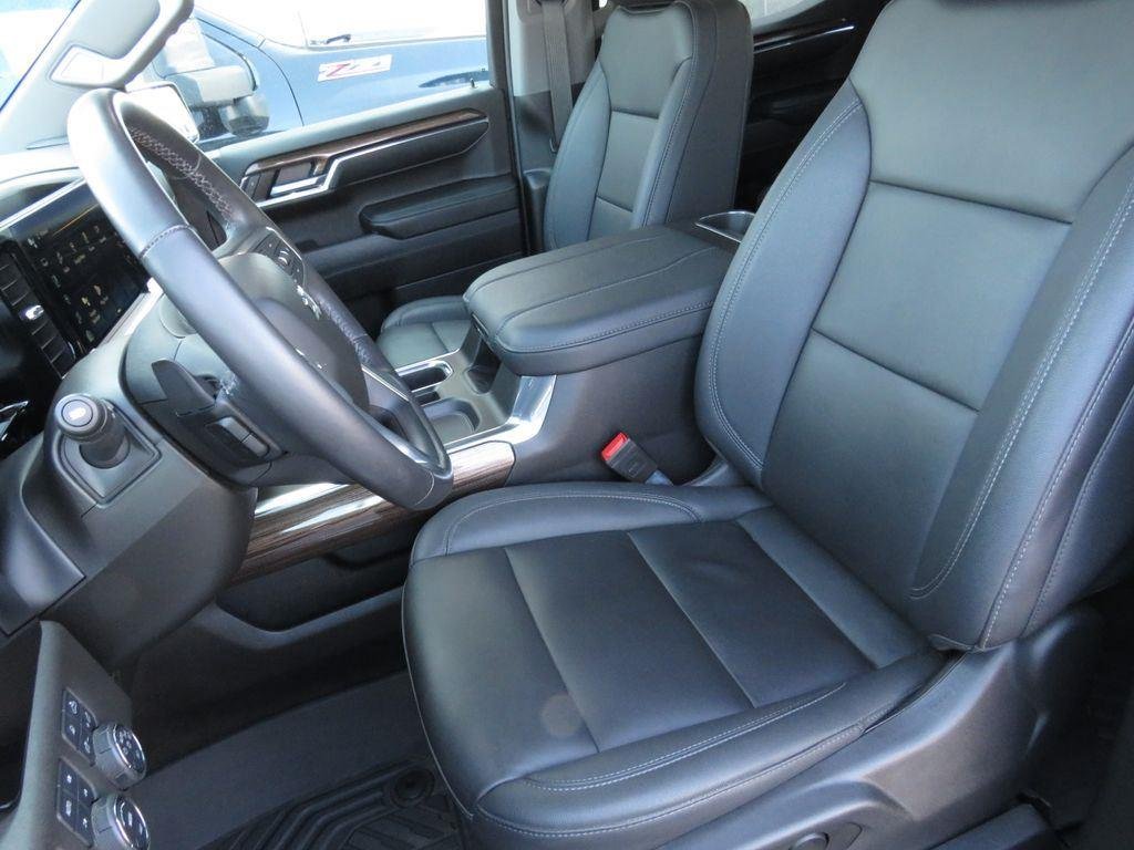 Used 2023 Glacier Blue Metallic Chevrolet RST image 18