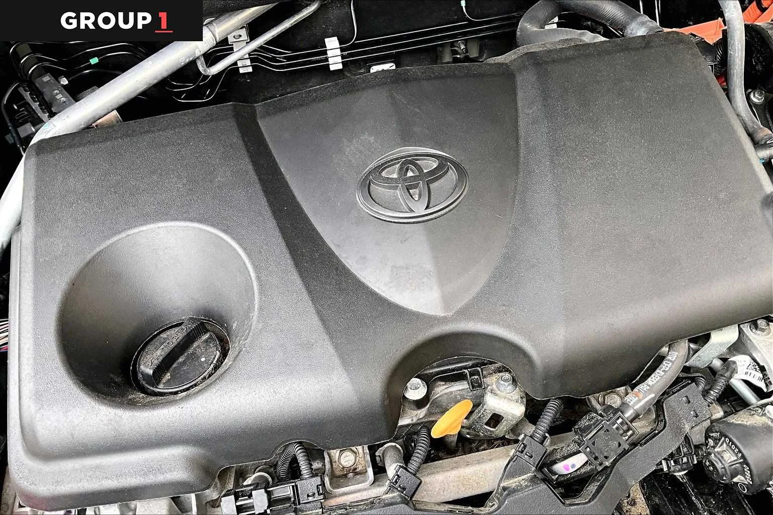 Used 2022 Magnetic Gray Metallic Toyota Hybrid XLE image 31