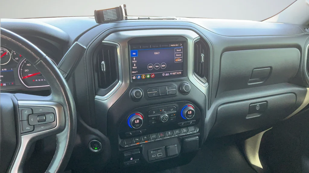 Used 2020 Gray Chevrolet LT image 5