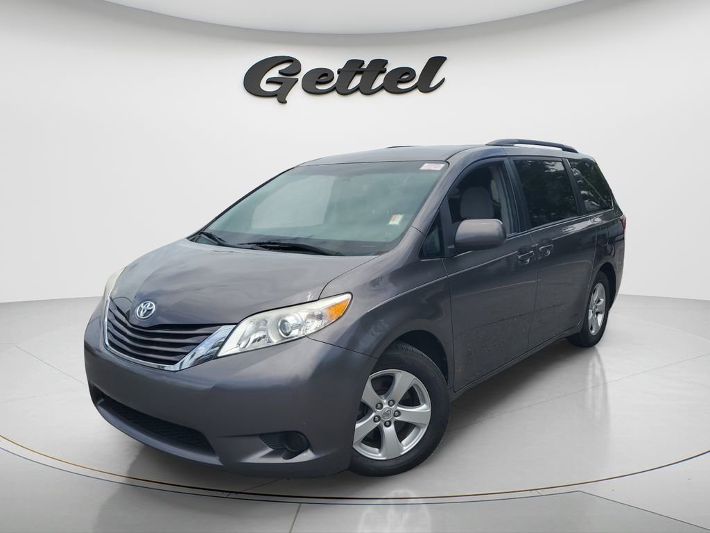 Used 2015 Gray Toyota LE image 1