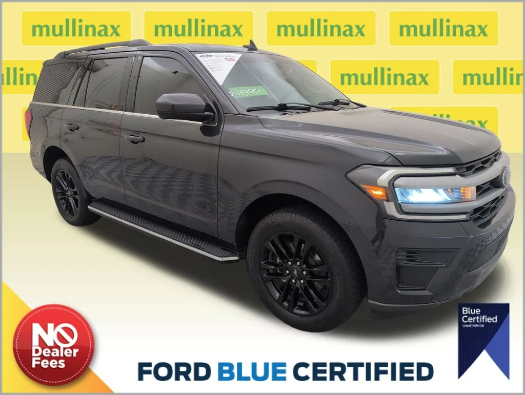 2022 Ford Expedition XLT's photo
