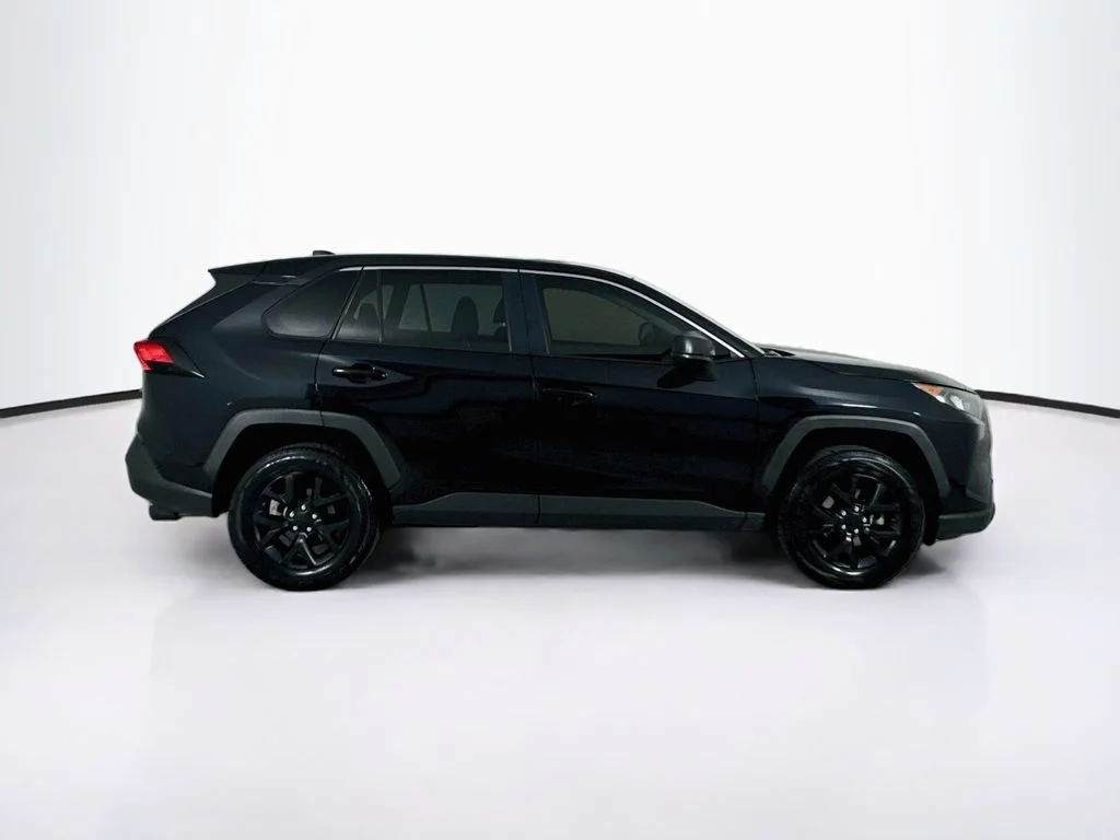 Used 2022 Midnight Black Metallic Toyota LE image 8