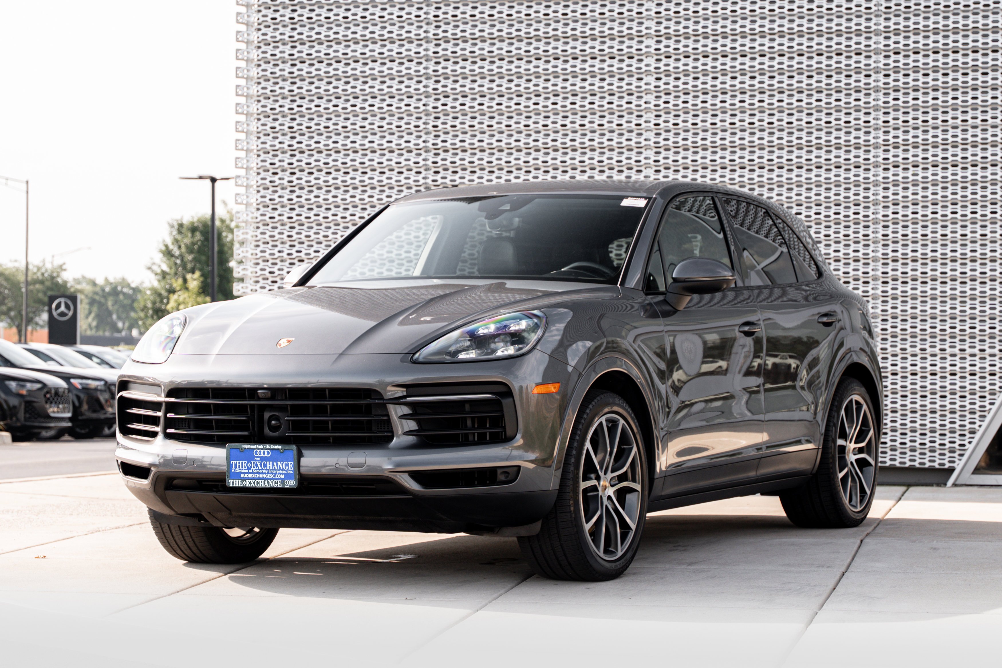 Used 2019 Quartzite Metallic Porsche S image 7