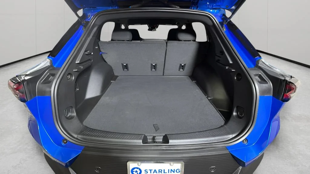 Used 2025 Riptide Blue Metallic Chevrolet LT image 28